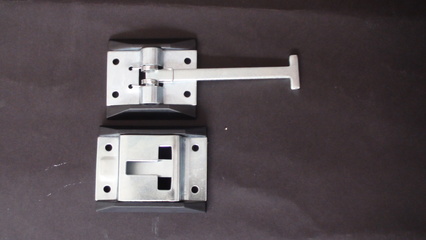 02421+02422门挂钩 厢式车门锁配套风钩的汽车配件详解